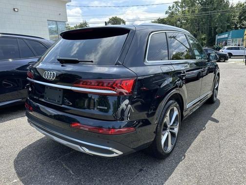 2021 Audi Q7 Prestige