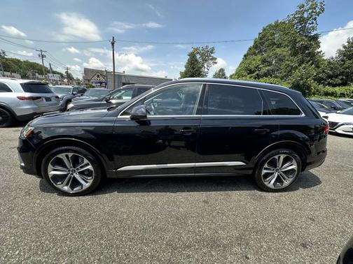 2021 Audi Q7 Prestige