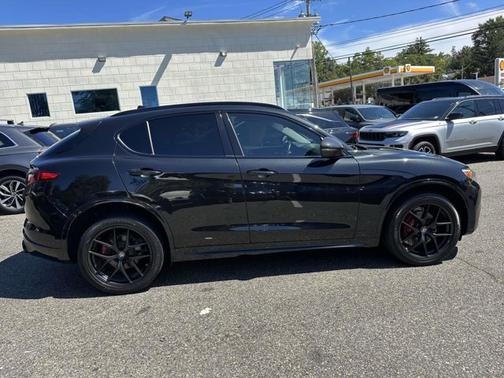 2020 Alfa Romeo Stelvio Ti