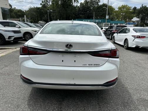 2021 Lexus ES 250 Base