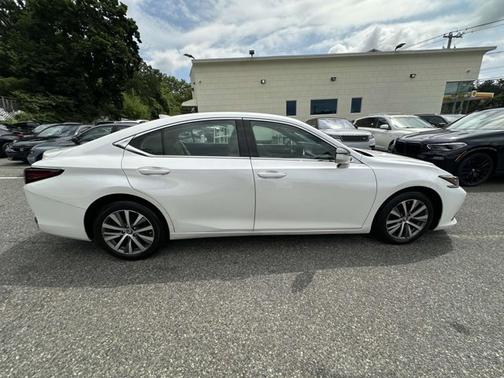 2021 Lexus ES 250 Base