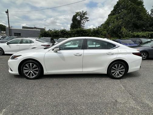 2021 Lexus ES 250 Base