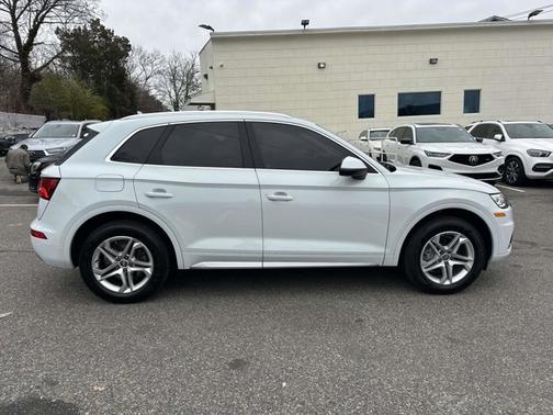 2019 Audi Q5 Premium