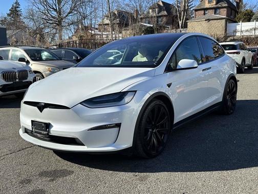 2023 Tesla Model X Standard Range