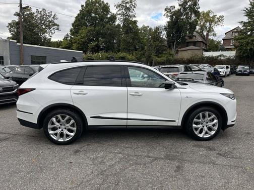 2022 Acura MDX w/A-Spec Package