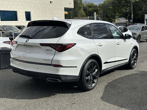2022 Acura MDX w/A-Spec Package