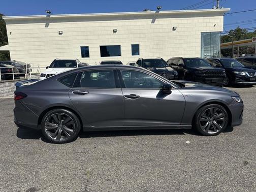 2022 Acura TLX w/A-Spec Package