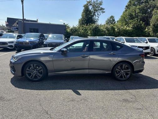2022 Acura TLX w/A-Spec Package