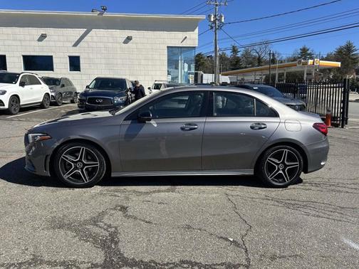 2022 Mercedes-Benz A-Class A 220