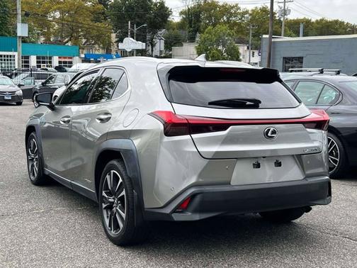 2021 Lexus UX 250h Base