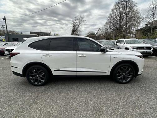 2022 Acura MDX w/A-Spec Package