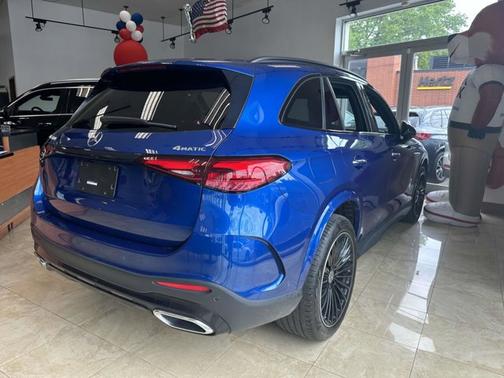 2023 Mercedes-Benz GLC 300 Base