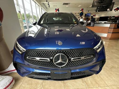 2023 Mercedes-Benz GLC 300 Base