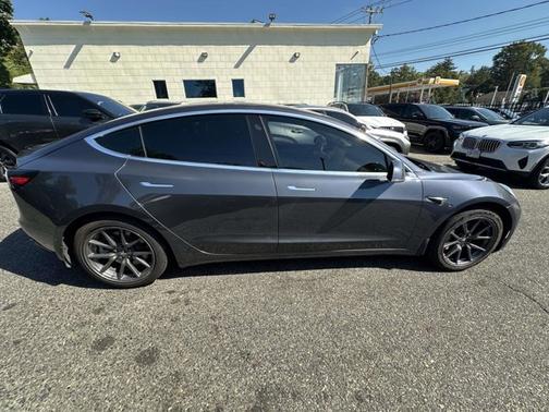2020 Tesla Model 3 Standard Range