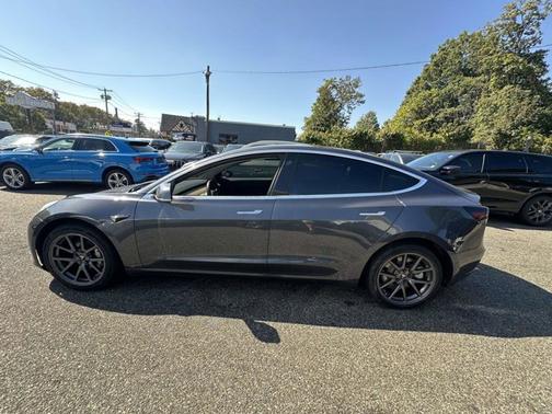 2020 Tesla Model 3 Standard Range