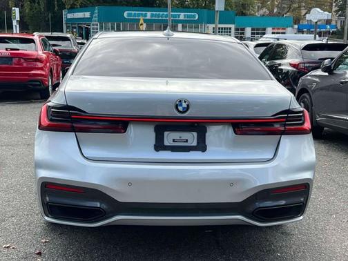2020 BMW 750 i xDrive