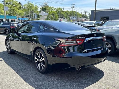 2018 Nissan Maxima SV