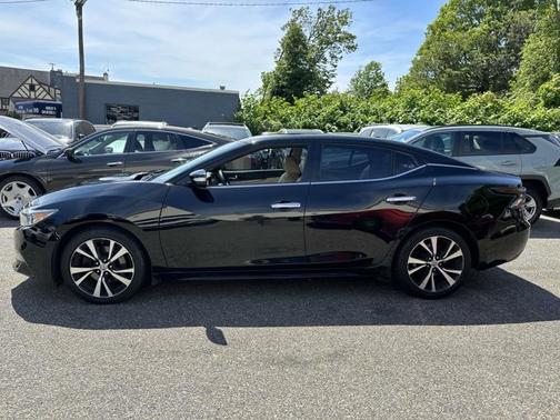 2018 Nissan Maxima SV