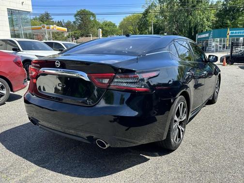 2018 Nissan Maxima SV