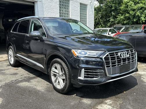 2021 Audi Q7 Premium