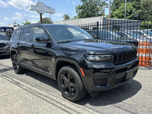 2022 Jeep Grand Cherokee L Altitude