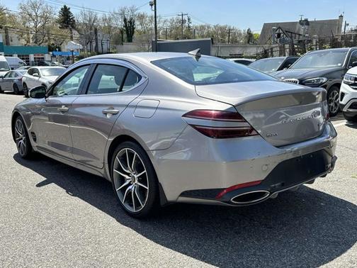 2022 Genesis G70 3.3T