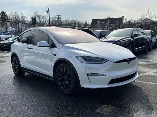 2022 Tesla Model X Plaid