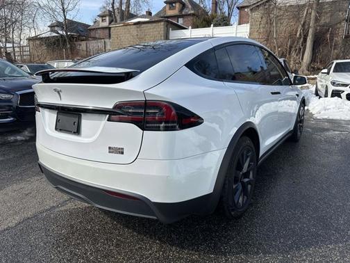2022 Tesla Model X Plaid