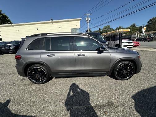 2021 Mercedes-Benz AMG GLB 35 AMG GLB 35