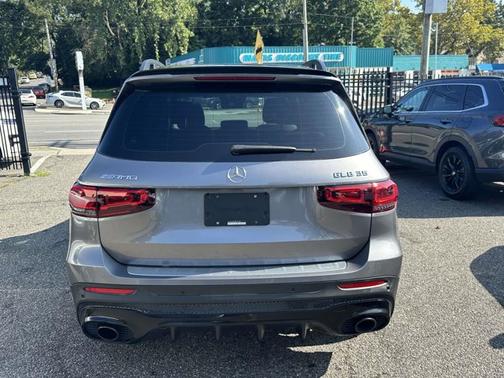 2021 Mercedes-Benz AMG GLB 35 AMG GLB 35
