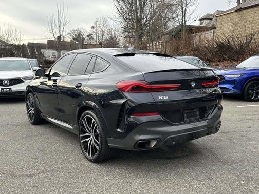 2023 BMW X6 xDrive40i