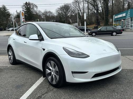 2022 Tesla Model Y Long Range
