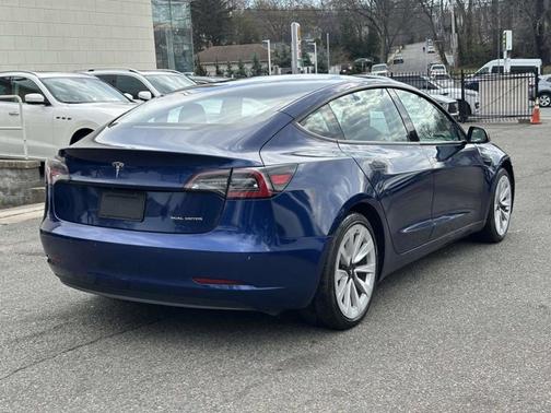 2022 Tesla Model 3 Long Range