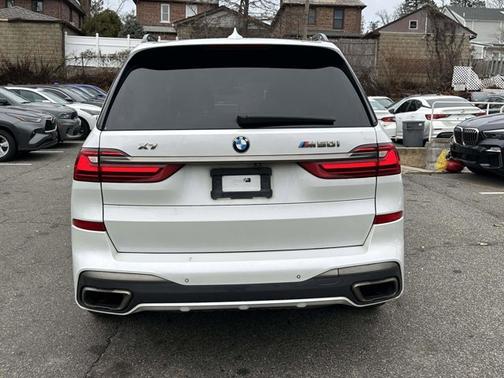 2020 BMW X7 M50i