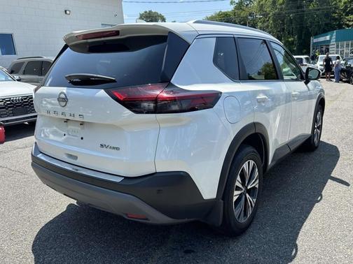 2022 Nissan Rogue SV