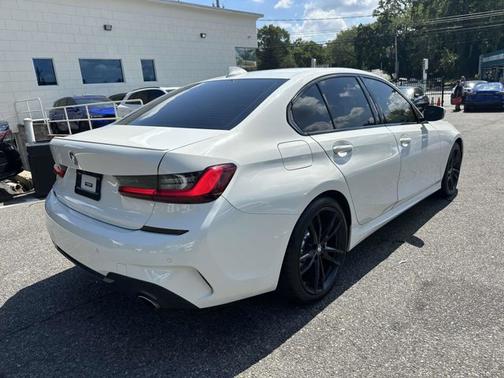 2022 BMW 330 330i xDrive