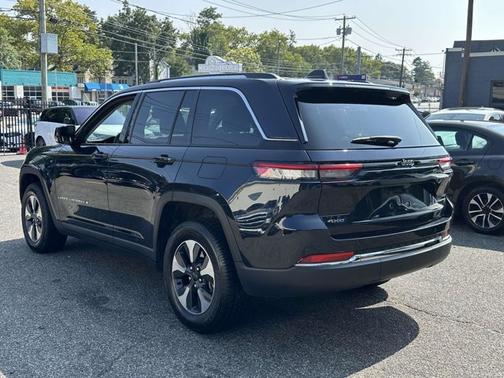 2024 Jeep Grand Cherokee 4xe Anniversary Edition
