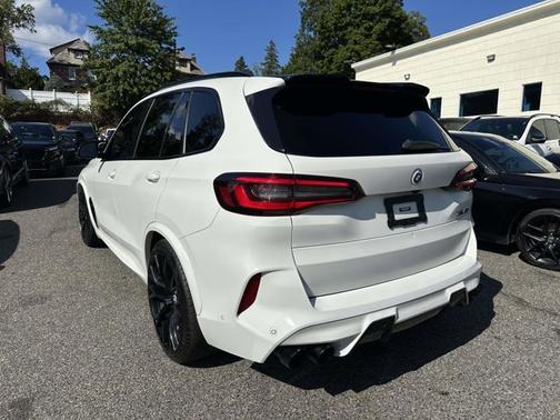 2022 BMW X5 M 