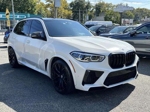 2022 BMW X5 M 
