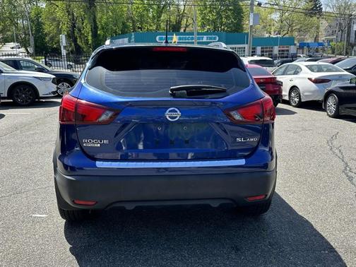 2018 Nissan Rogue Sport SL