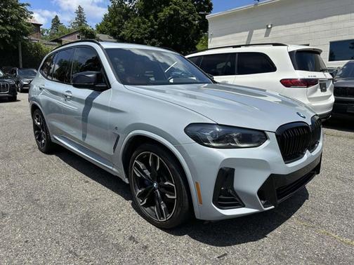 2022 BMW X3 M40i