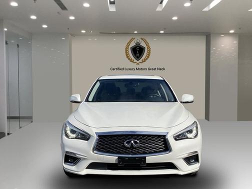 Photo 2 of 32 of 2019 INFINITI Q50 3.0t LUXE