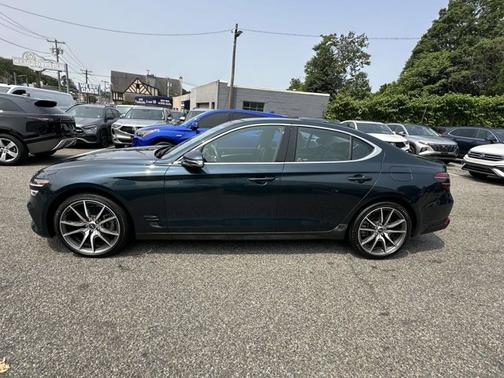 2023 Genesis G70 2.0T