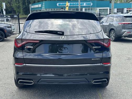 2022 Acura MDX w/A-Spec Package