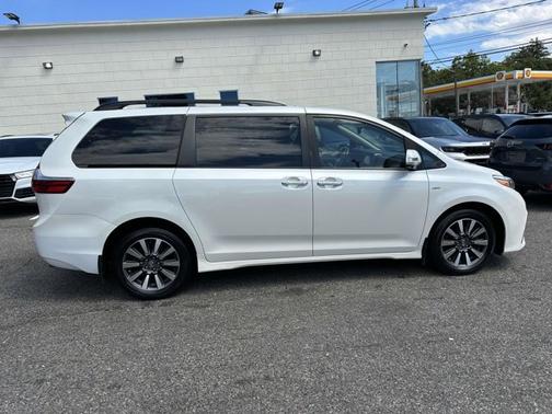 2020 Toyota Sienna Limited