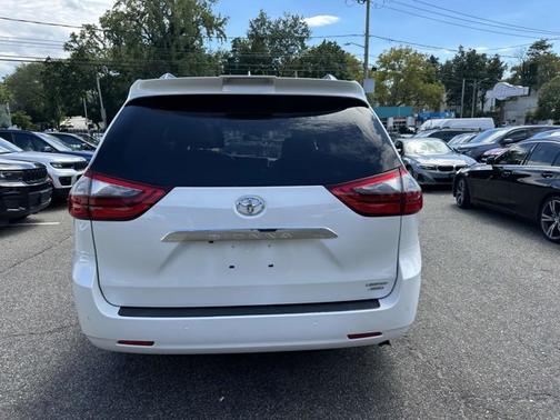 2020 Toyota Sienna Limited