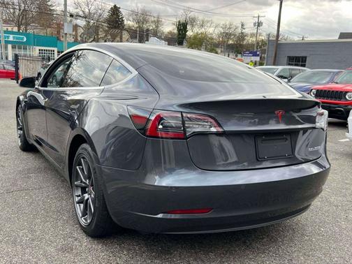 2020 Tesla Model 3 Performance
