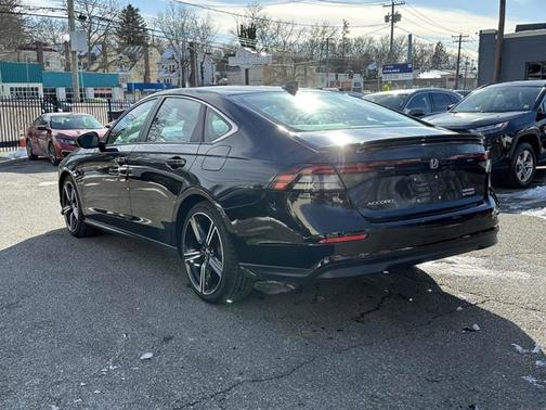 2023 Honda Accord Hybrid Sport