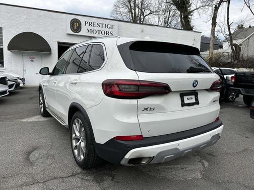2023 BMW X5 xDrive45e