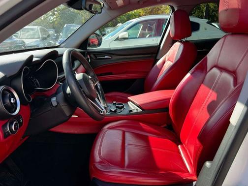 2019 Alfa Romeo Stelvio
